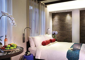AMOY-website-300x210