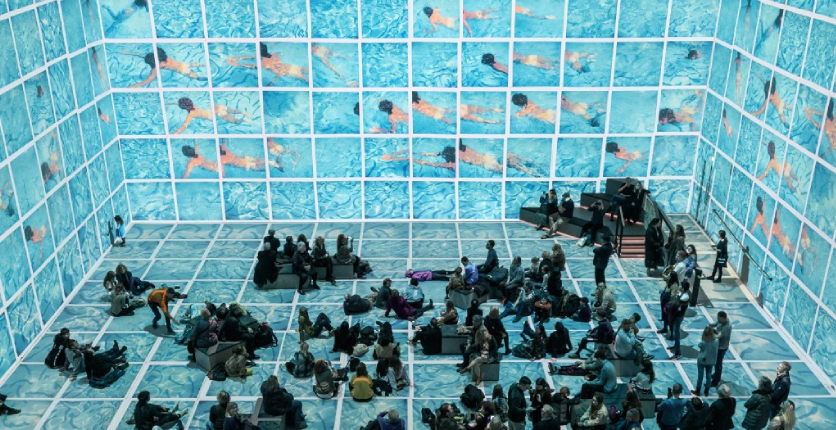 David Hockney Bigger & Closer (not smaller & further away)