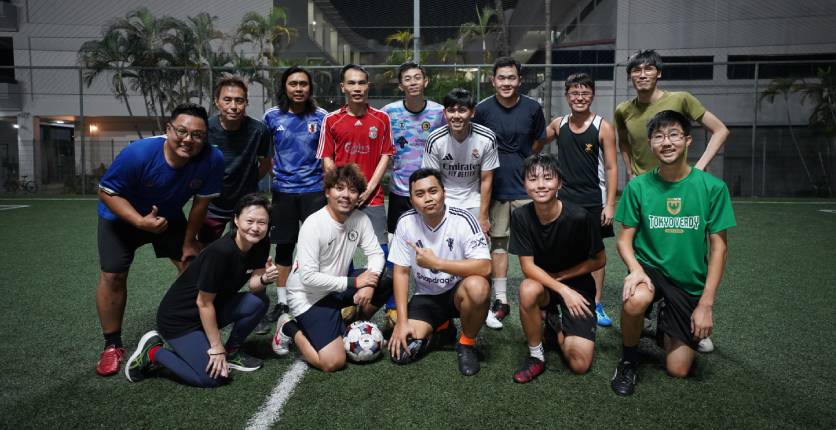 SAFRA Tampines Futsal Kakis group team shot