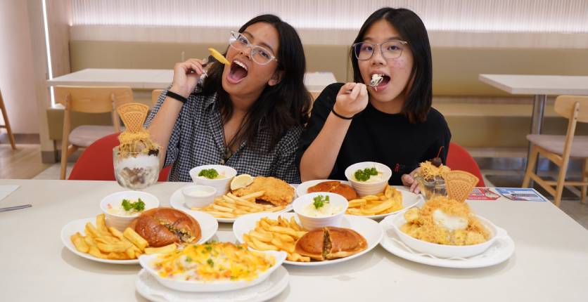 Interns Farhah and Sheyenne at Swensen's final