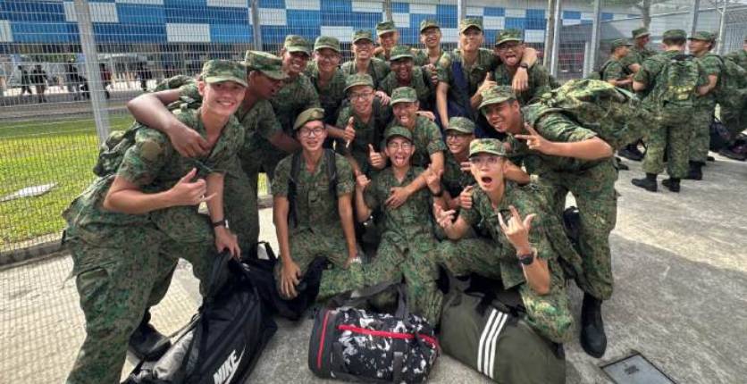 NSmen group shot