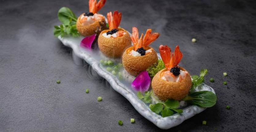 Treasure Paradise Crispy Prawn Salad Ball